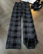 Black / M