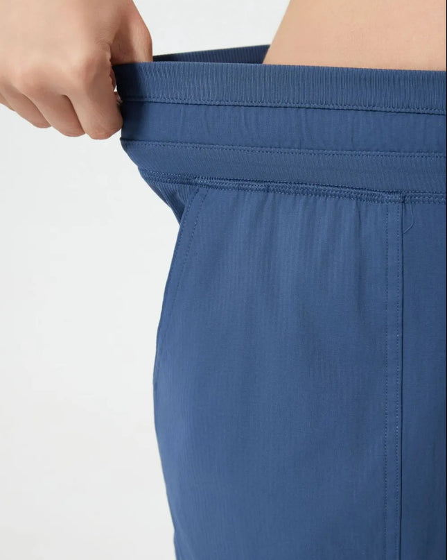 12e5e383-a80c-4d10-b8f6-74483de3ae8c-Max