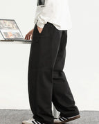 Black / M