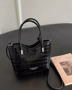 Black / One Size