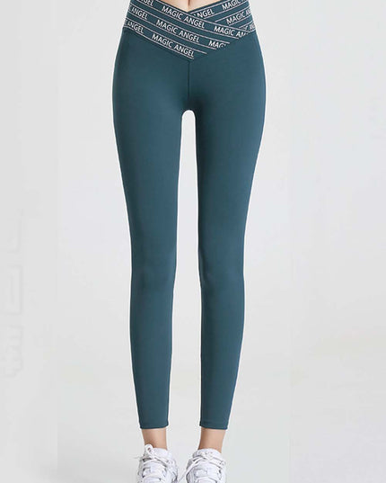 70d3d2950bc3419cb0aeba7364a43a18-Max