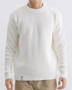 White / M
