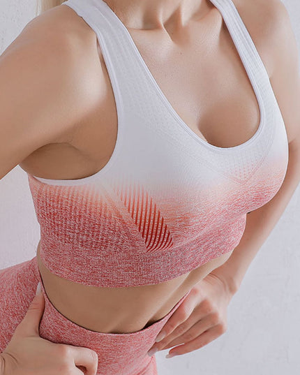 b2bb1b4cb7164ca8b56c3ef4c16053ec-Max