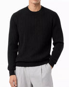 Black / M