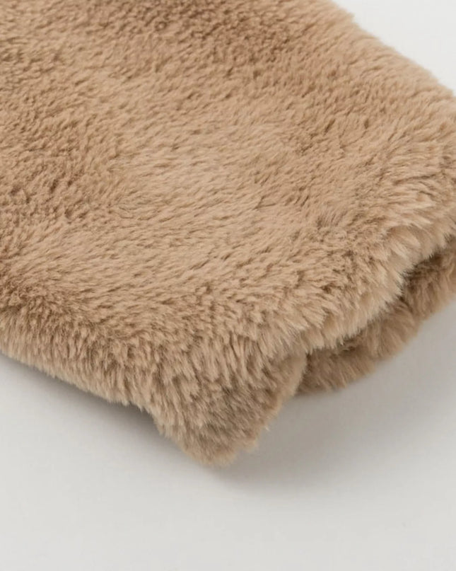 c52563980c7d4fdbbdadb6fea6743710-Max-Origin