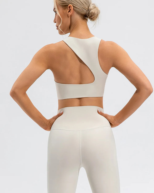 e56ba586-d134-4723-873d-ab0c53a47ddf-Max