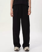 Black / M