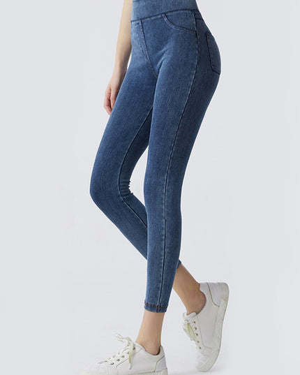 ed305f1bb9954856811861841207e098-Max